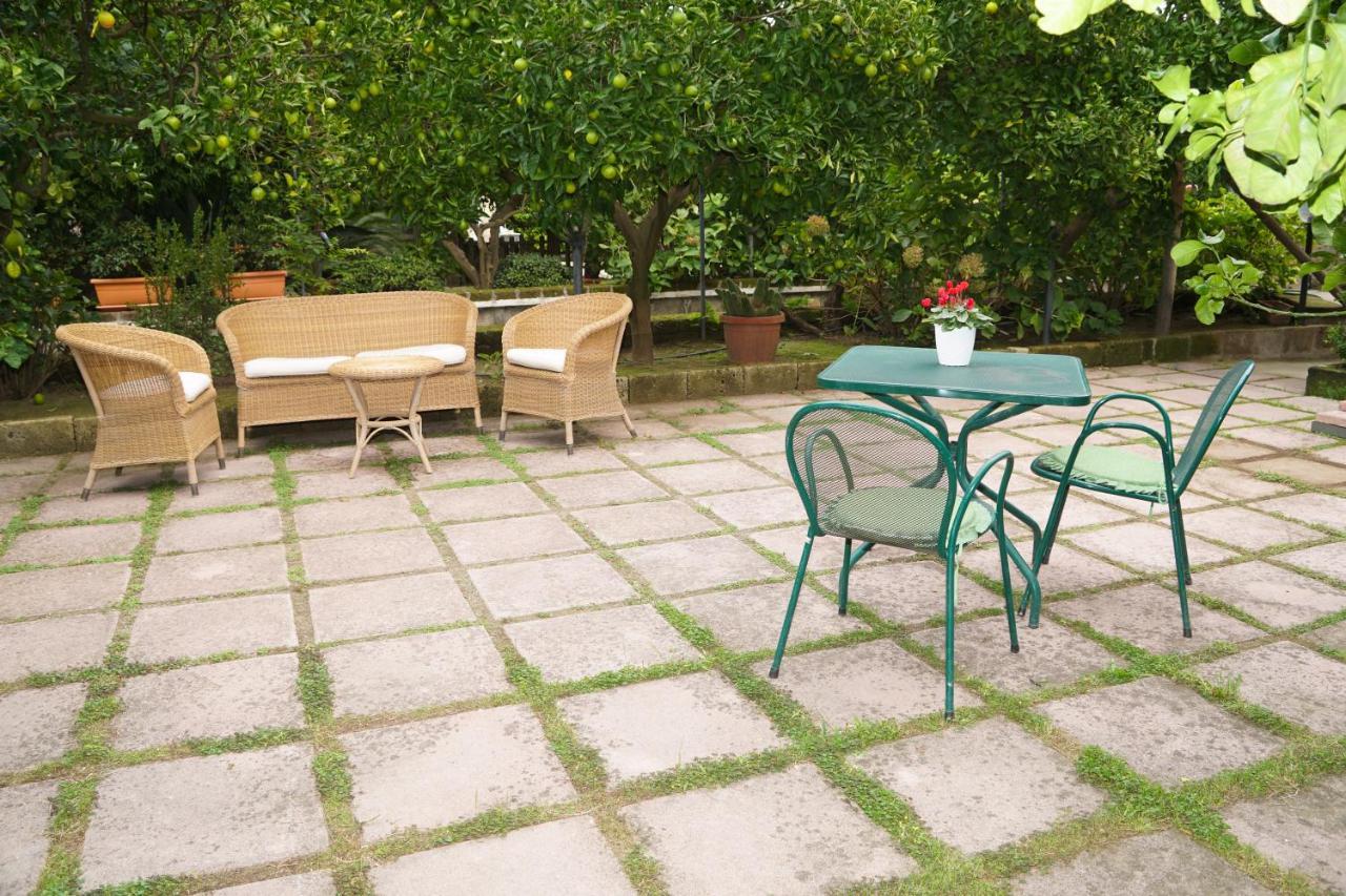 Il Glicine Hotel Sorrento Luaran gambar